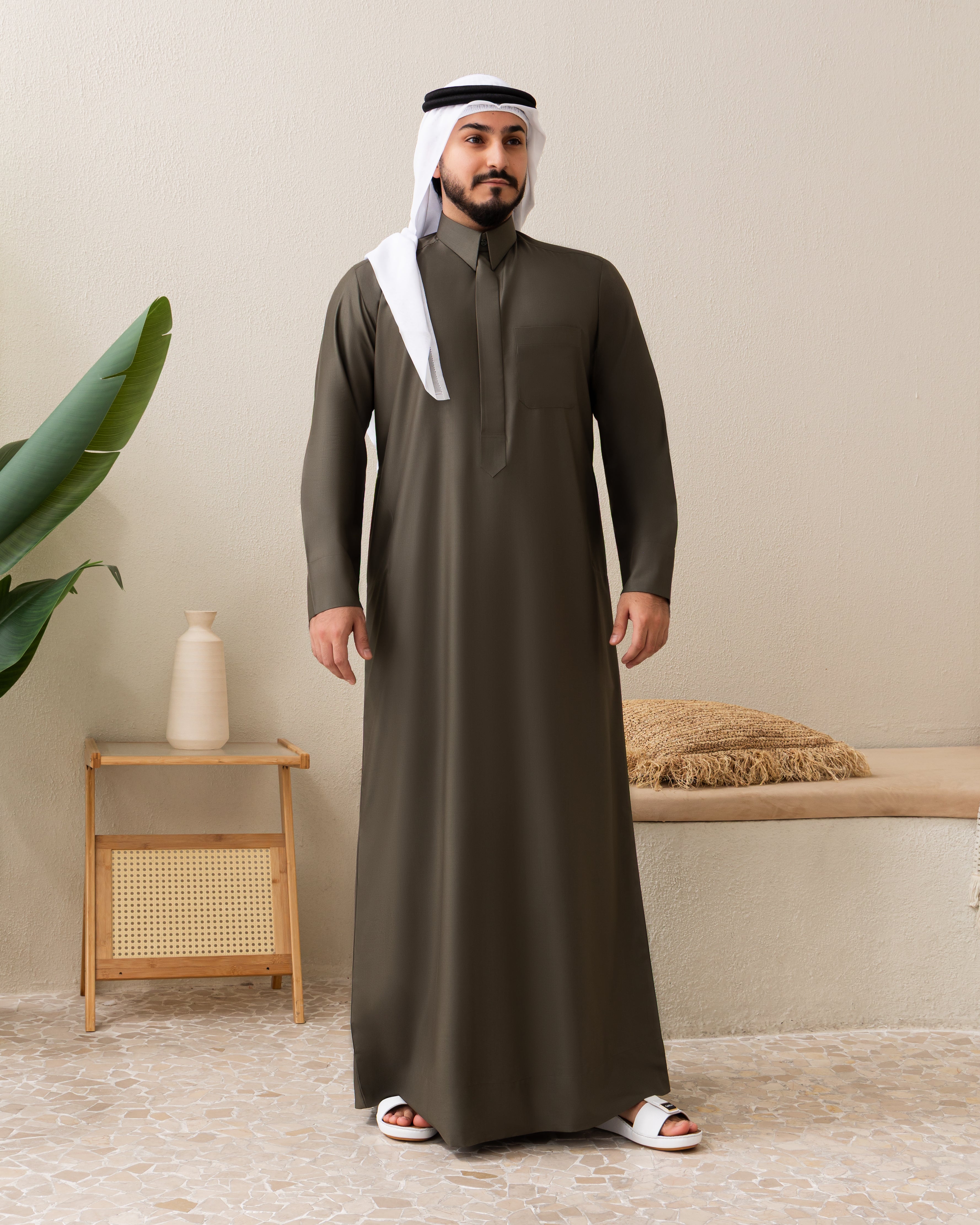 Qatari Style Kandura – Moss Green Shade
