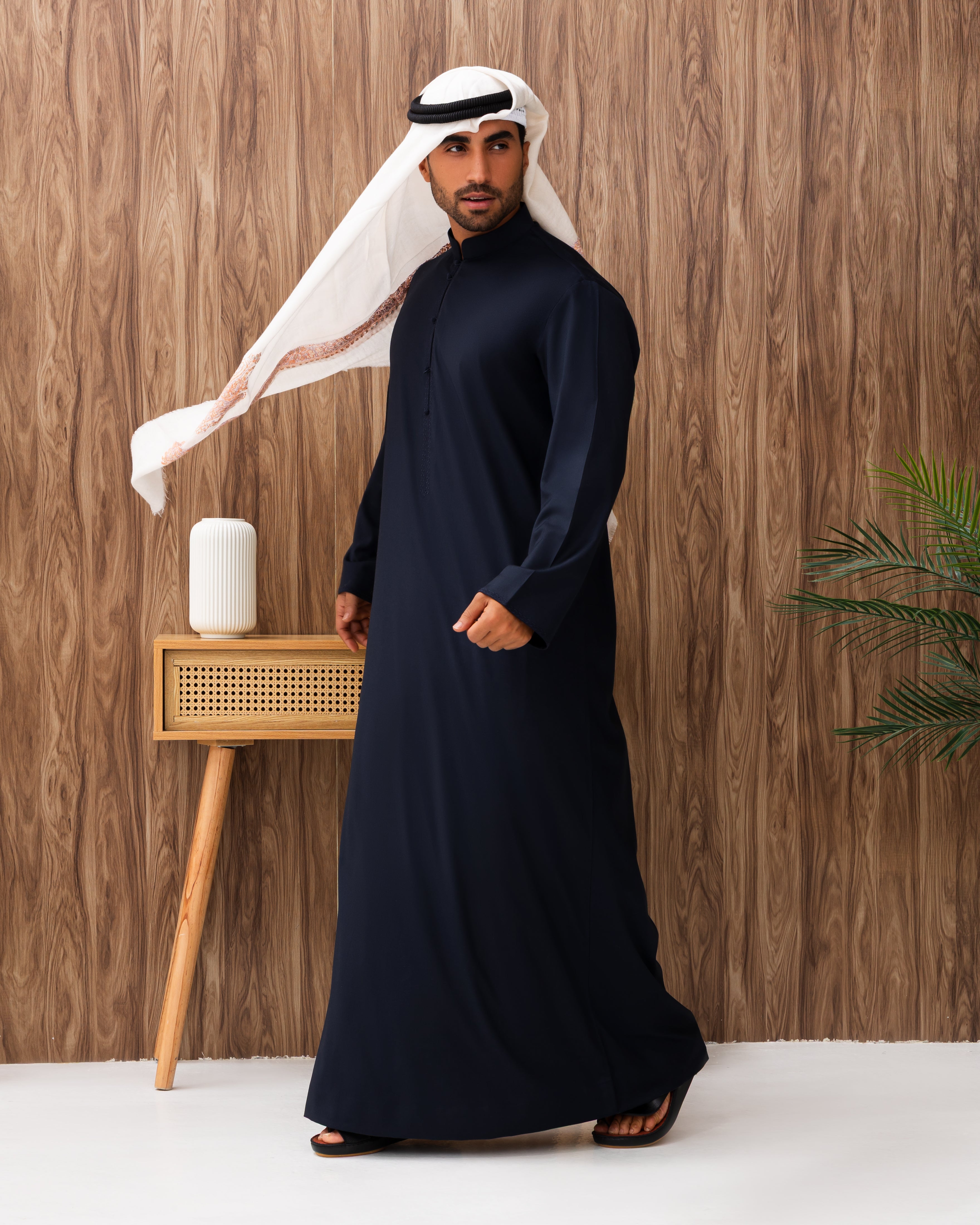 Bahraini Kandura – Midnight Blue
